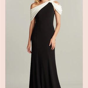 Tadashi Shoji Womens Black One-Shoulder Gown